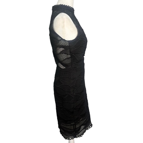 Parker Wave Black Crocheted Lace Sleeveless Dress - Picture 4 of 7